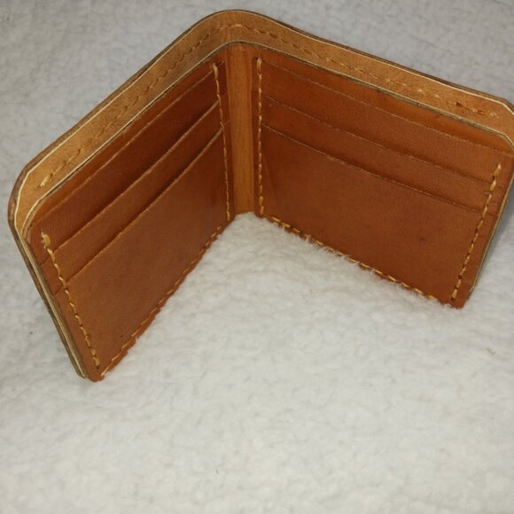 Carved Leather Wallet - Handcrafted - Picture 4 of 7